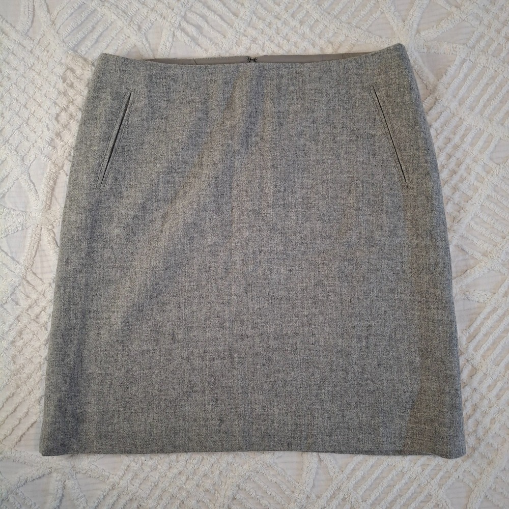 Talbots Womens 12 Pencil Skirt Gray Heathered Wool Blend Lined Front Pockets